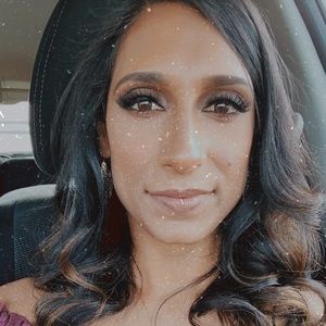 Meet your Posher, Leema